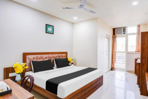 Super Collection O Sector 104 Noida